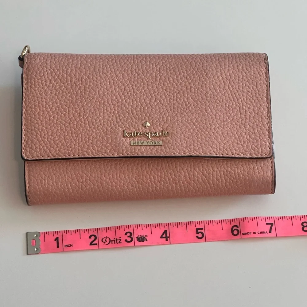Kate Spade Pebble Leather Wallet in Rose